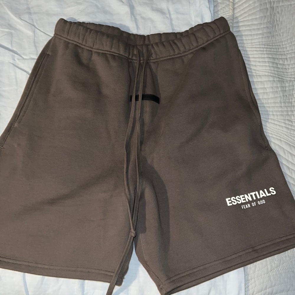 🤍SOLD🤍Brand New Fear of God Essential Shorts